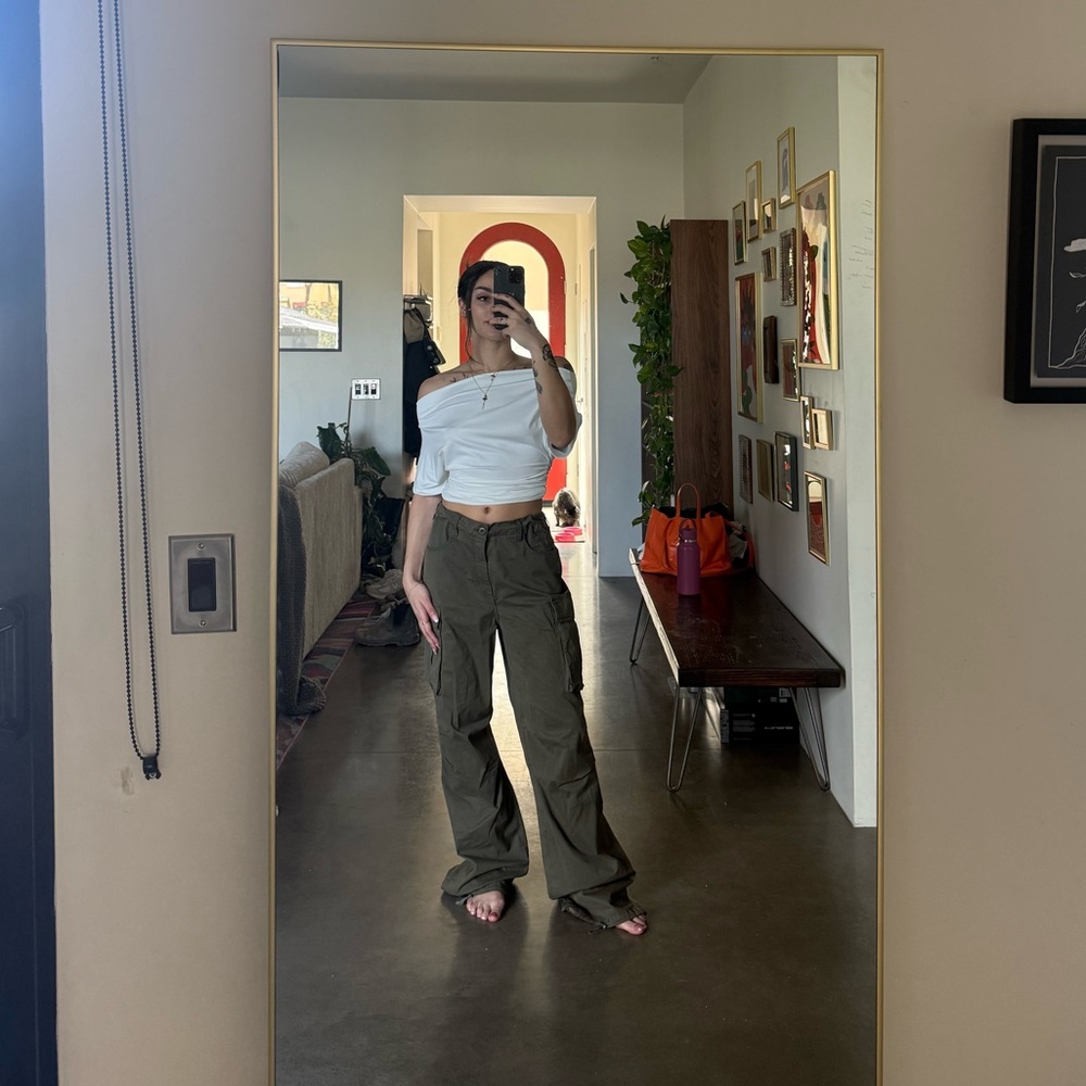 Good American khaki cargo pants with drawstring waist and ankles